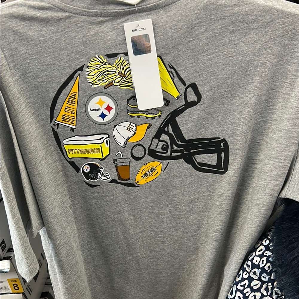 Women’s nfl  Pittsburgh Steelers tee shirt size 2xl Football Graphic T-Shirt